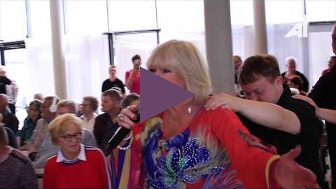 Prins Heerlijk viert tiende verjaardag met Willeke Alberti en Johnny de Mol